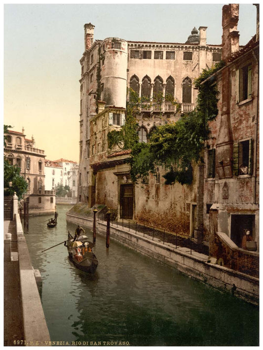 Rio San Trovaso and palace, Venice, Italy 0400-5601