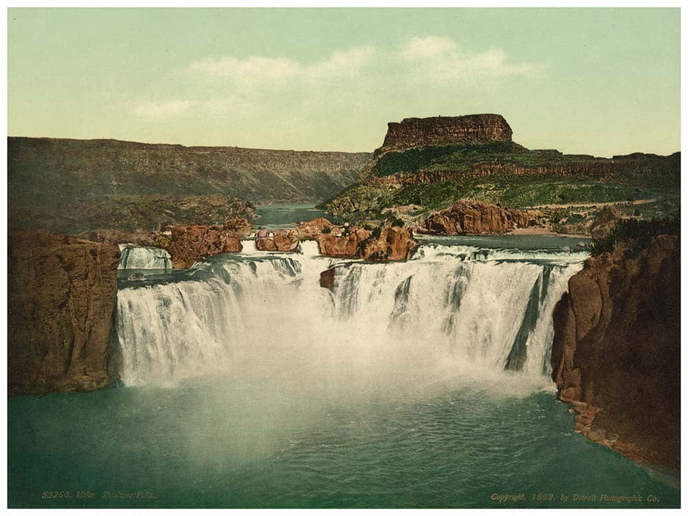 Idaho. Shoshone Falls 0400-2335