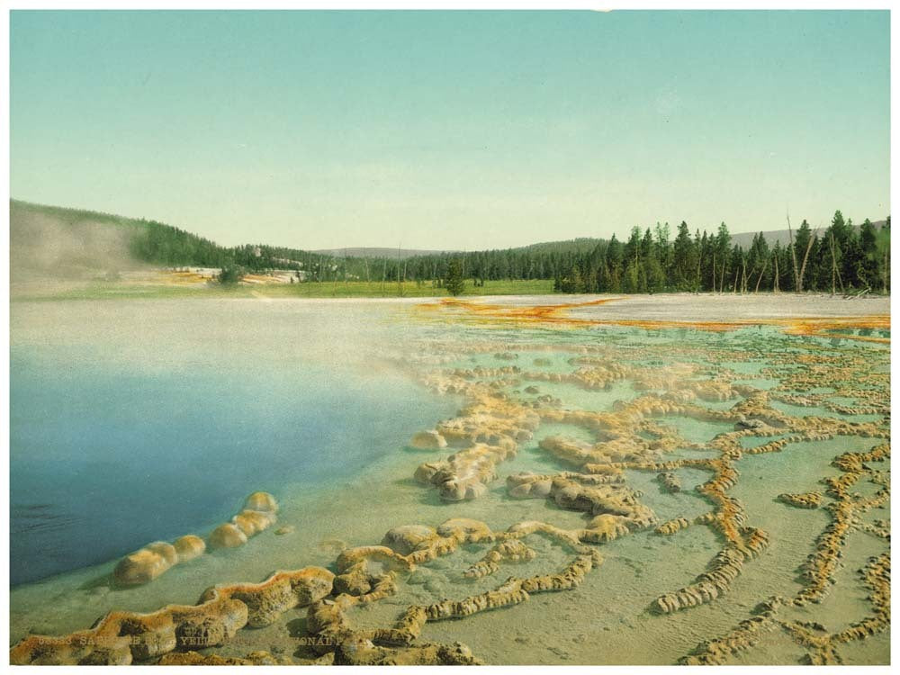 Sapphire Pool, Yellowstone National Park 0400-2343