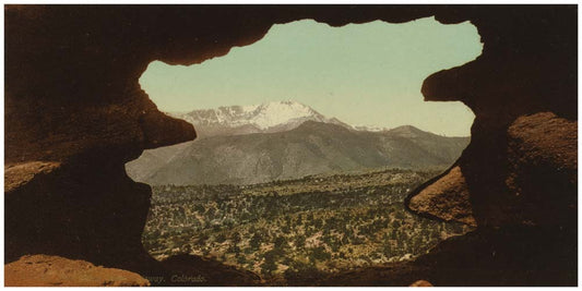 Pike's Peak from Gateway, Colorado 0400-2618