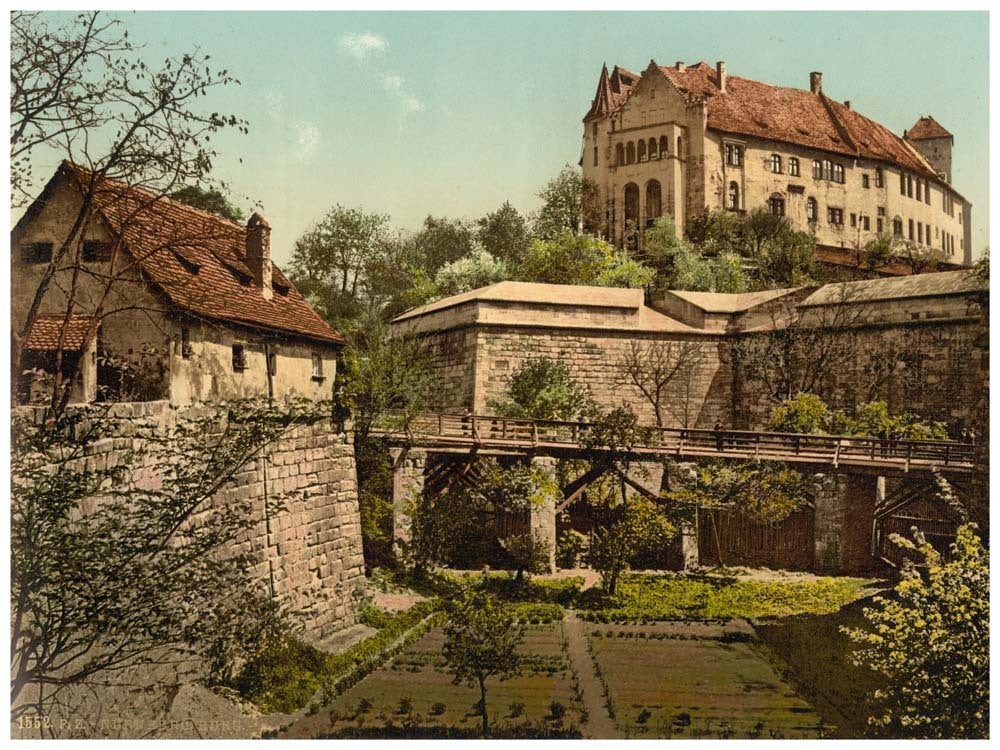 Castle, (west side), Nuremberg, Bavaria, Germany 0400-2963