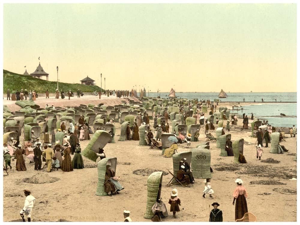 Norderney, life on the beach, Germany 0400-2990