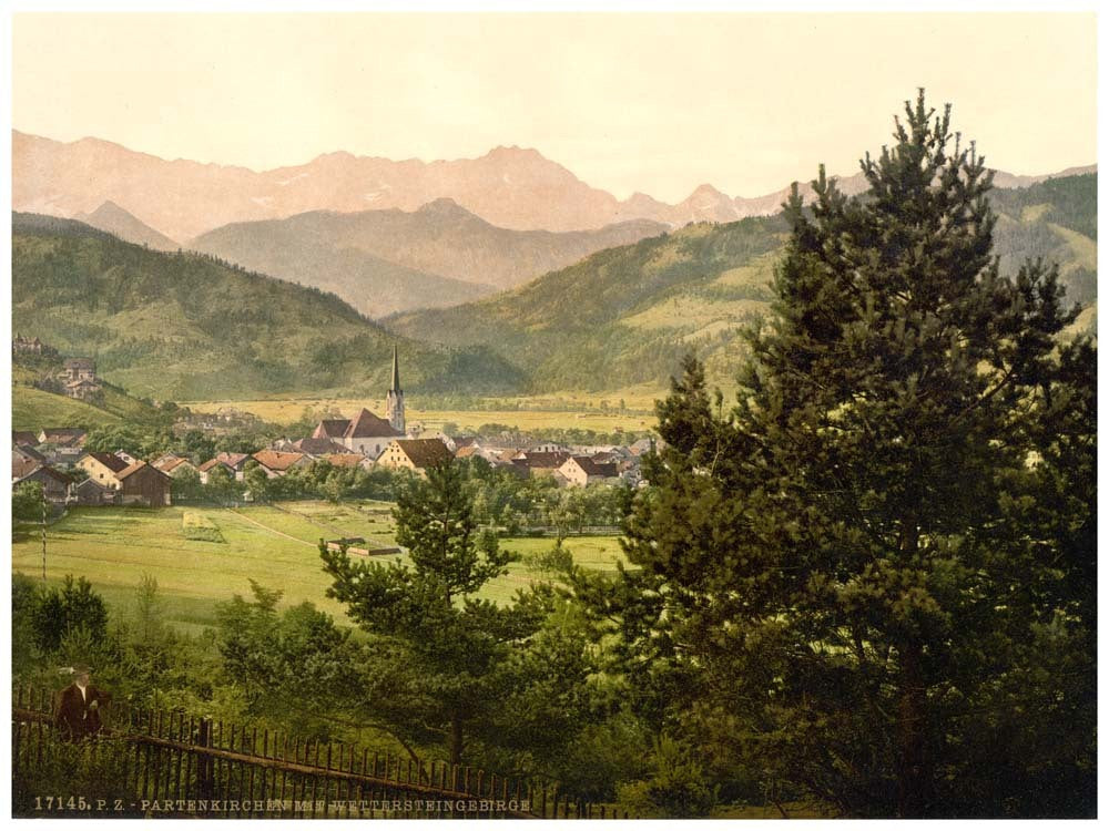 Partenkirchen with Wettersteingebirge, Upper Bavaria, Germany 0400-3320