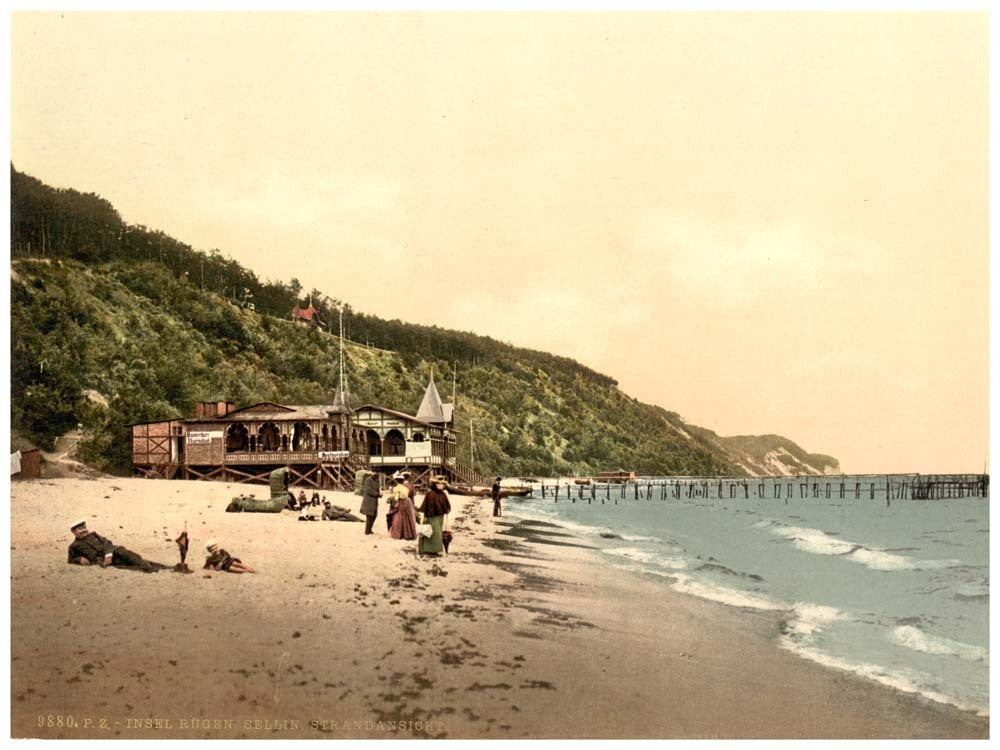 Sellin, view of the beach, Isle of Rugen, Germany 0400-3524