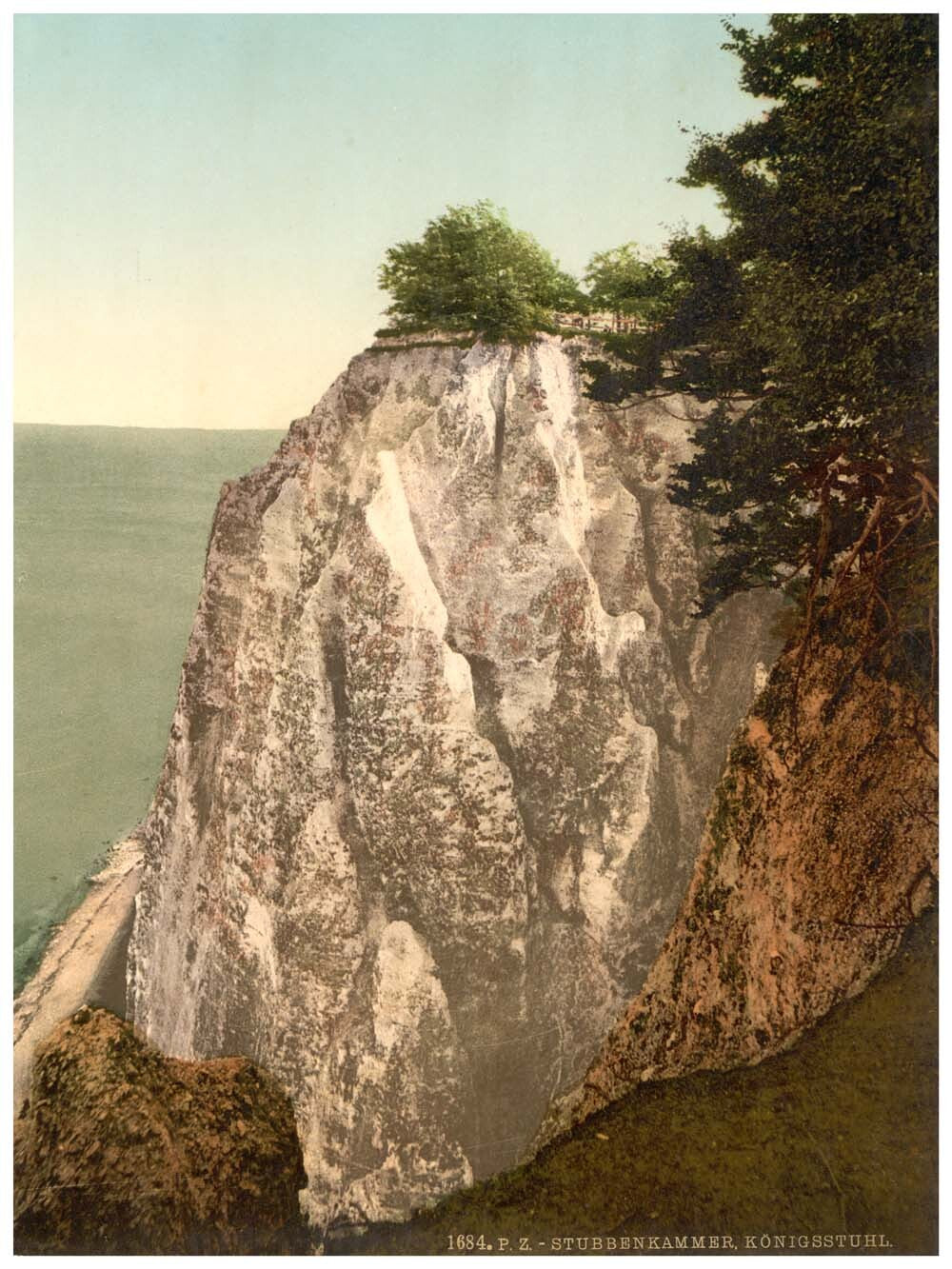 The Konigsstuhl, seen from nirth, Stubbenkammer, Isle of Rugen, Germany 0400-3528