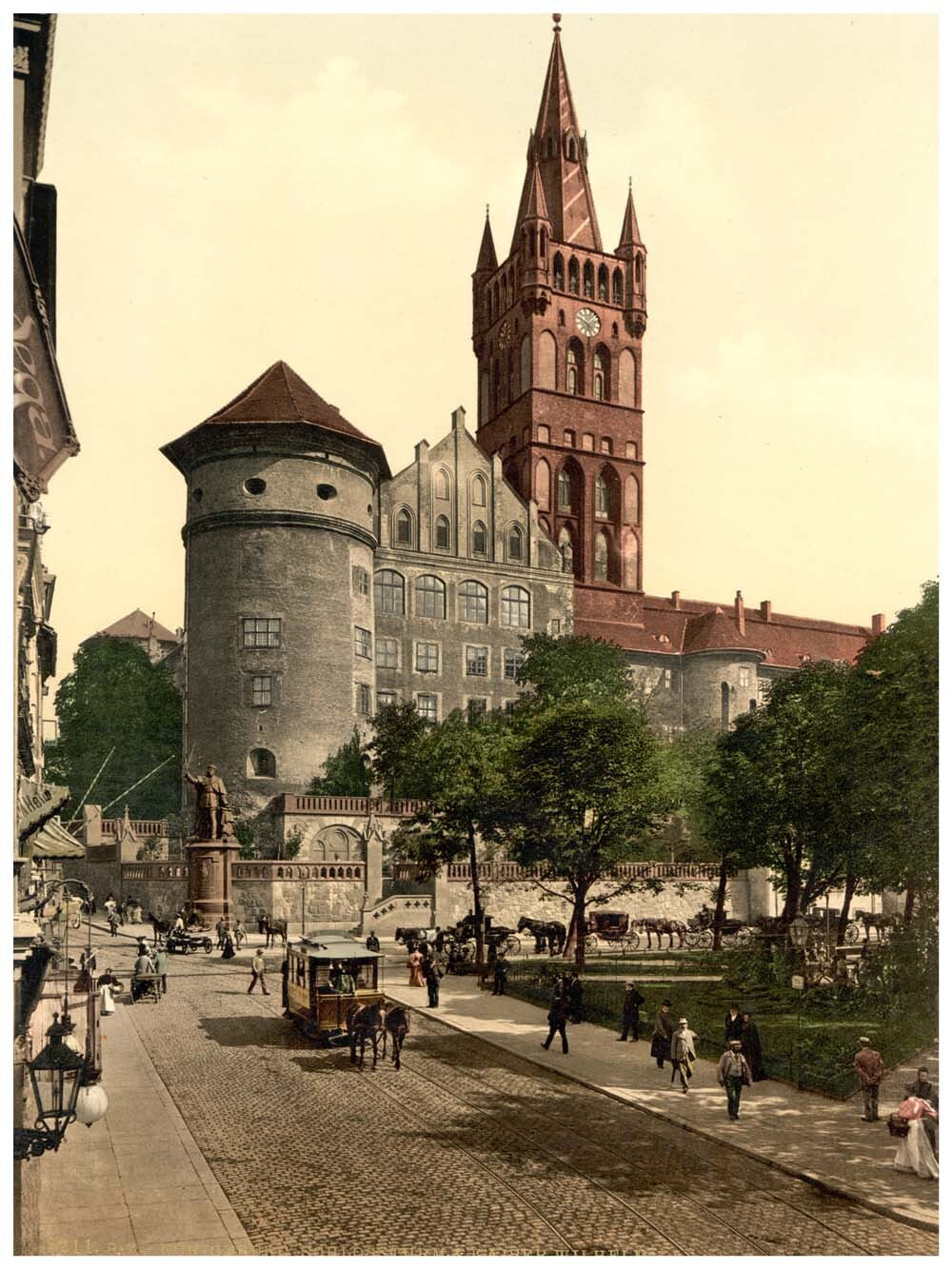 Castle tower and Emperor William's Monument, Konigsberg, East Prussia, Germany (i.e., Kaliningrad, Kaliningradskaia oblast', Russia) 0400-3867