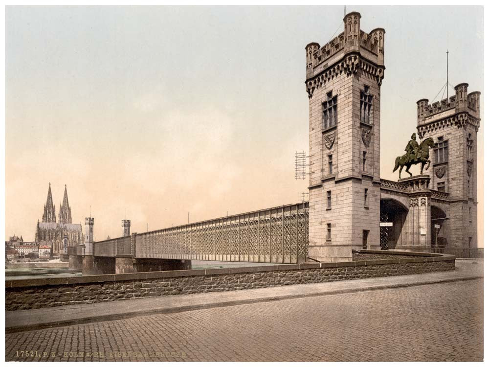 Eisenbahn Bridge, Cologne, the Rhine, Germany 0400-4055