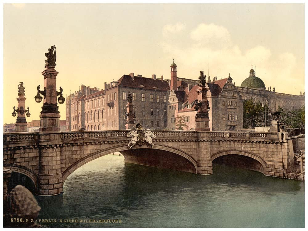 Emperor William's Bridge, Berlin, Germany 0400-4121