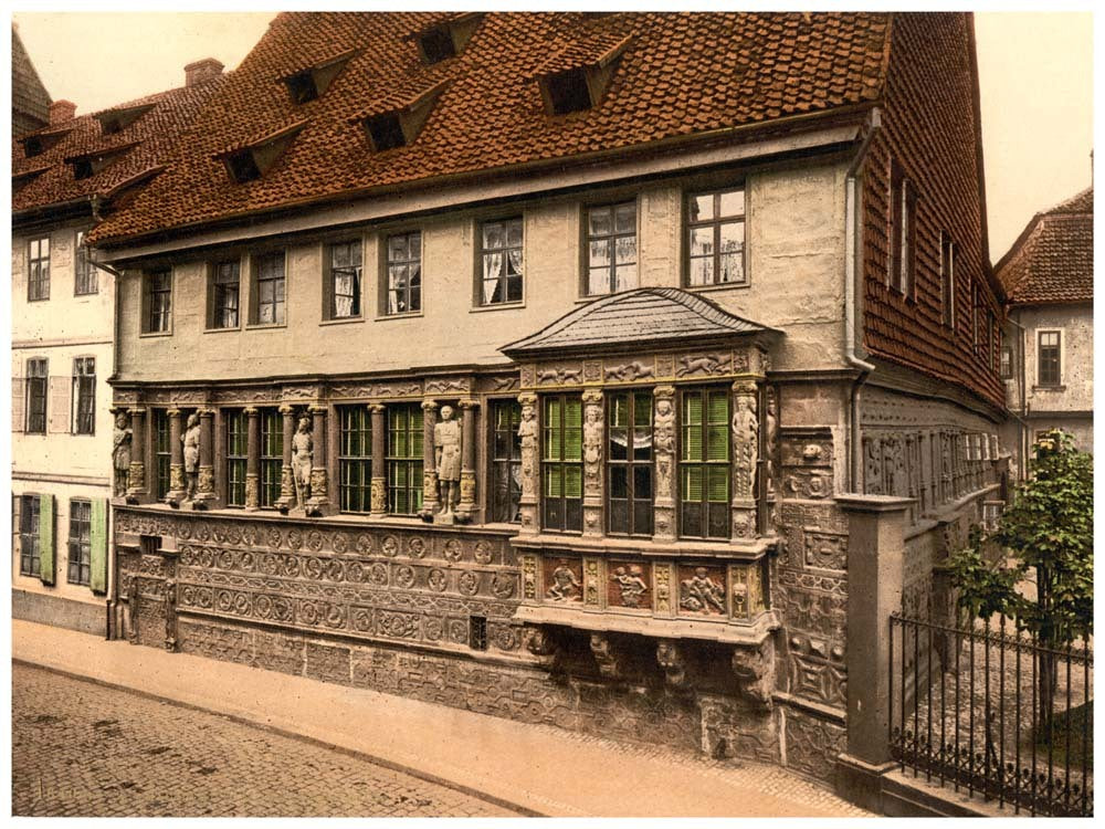 Kaiserhaus, Hildesheim, Hanover, Germany 0400-4235