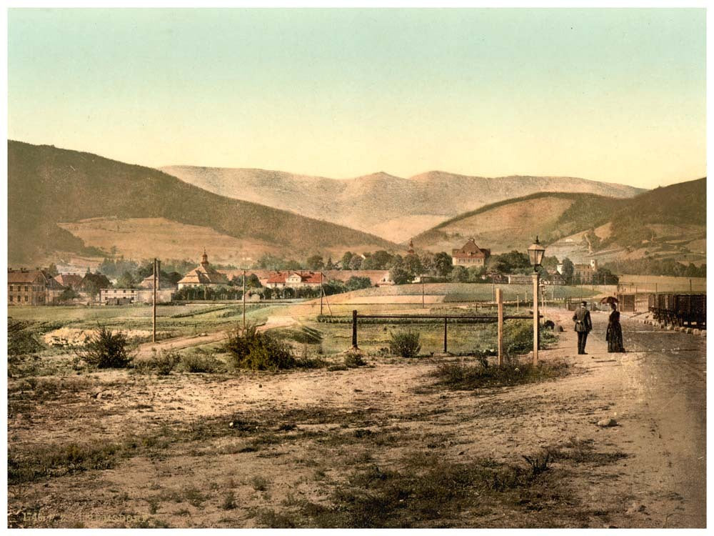 Hermsdorf, below the Kynast, with the Hochgebirge, Reisengebirge, Germany 0400-4497