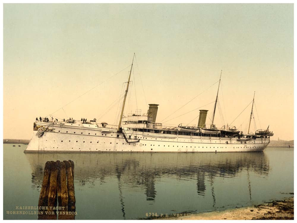 Hohenzollern, leaving the harbor, Venice, Italy 0400-4594