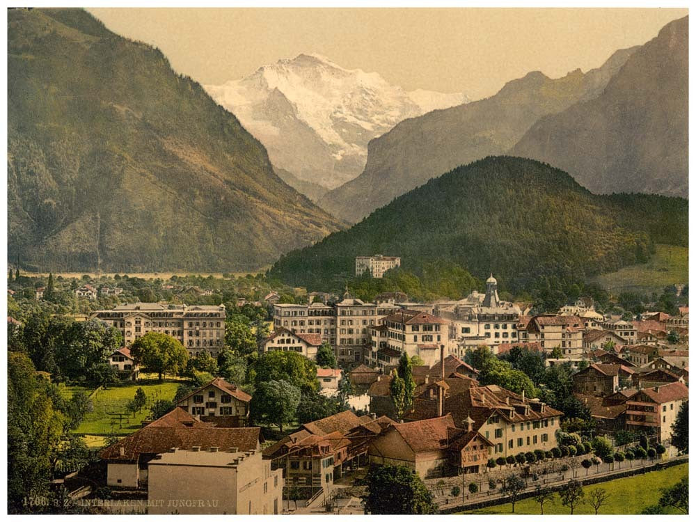 Interlaken, with Jungfrau, Bernese Oberland, Switzerland 0400-4843
