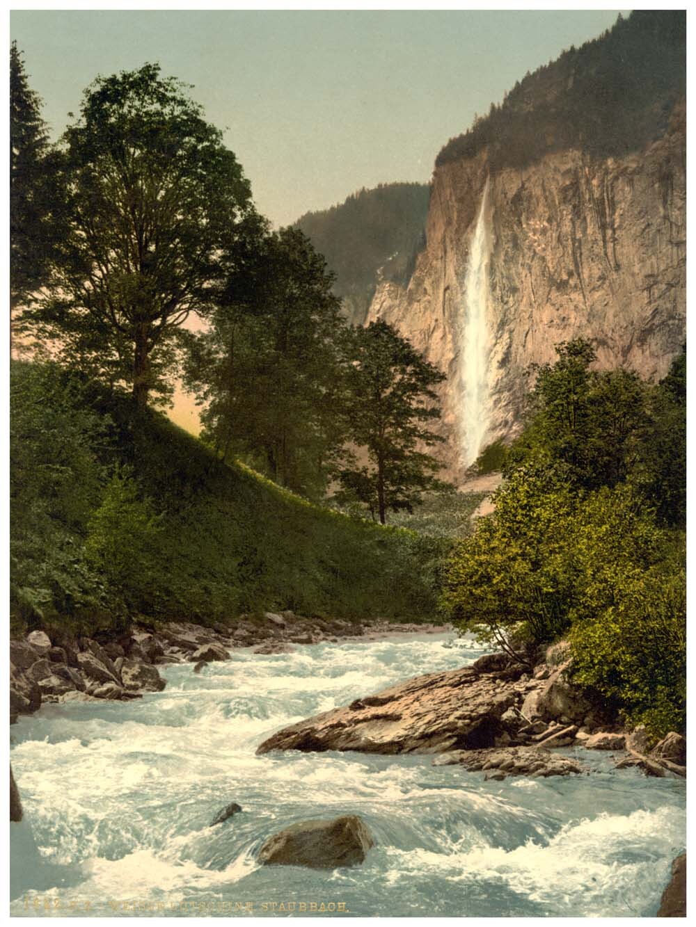 Lauterbrunnen Valley, Staubbach and White Lutschine, Bernese Oberland, Switzerland 0400-4881