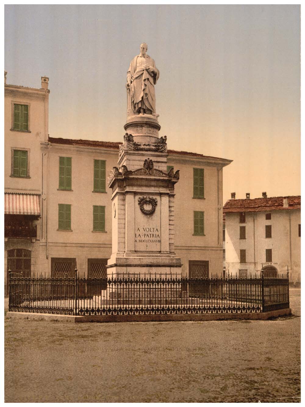 Como, Volta Monument, Lake Como, Italy 0400-5372