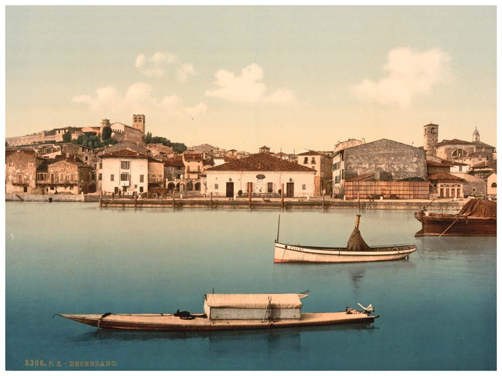 General view, Desenzano, Lake Garda, Italy 0400-5390