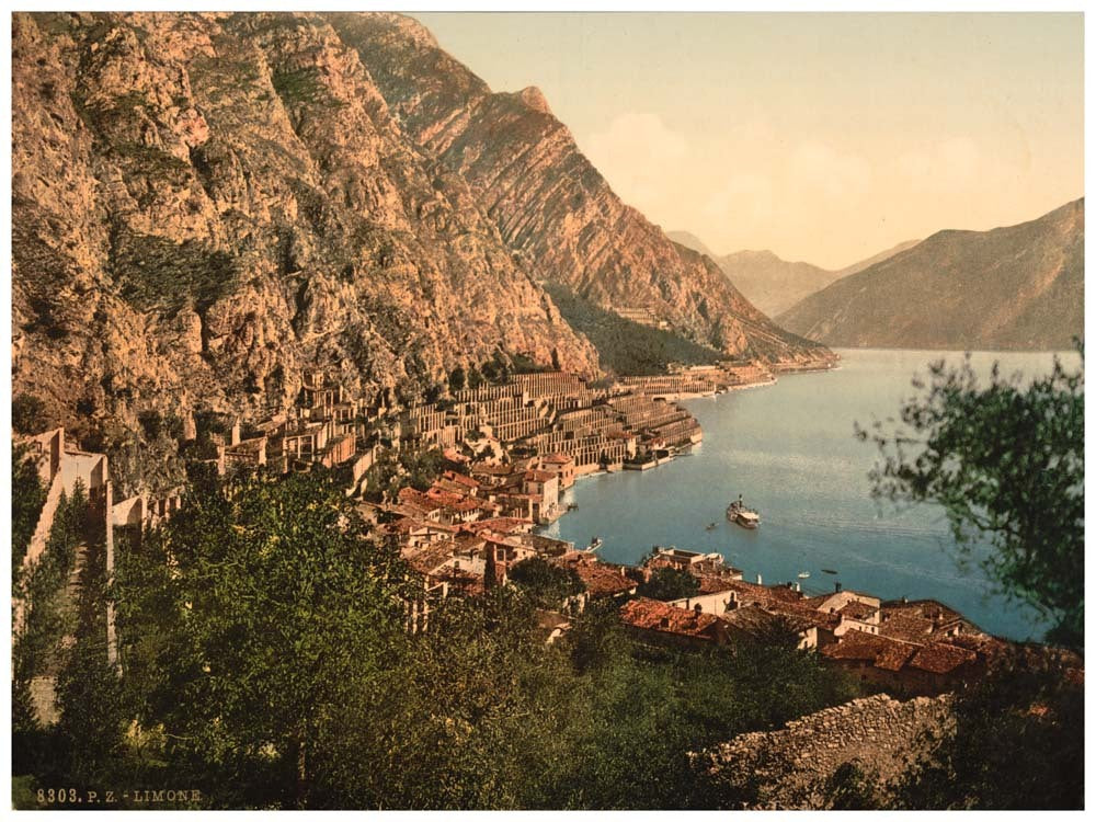 General view, Limone, Lake Garda, Italy 0400-5398