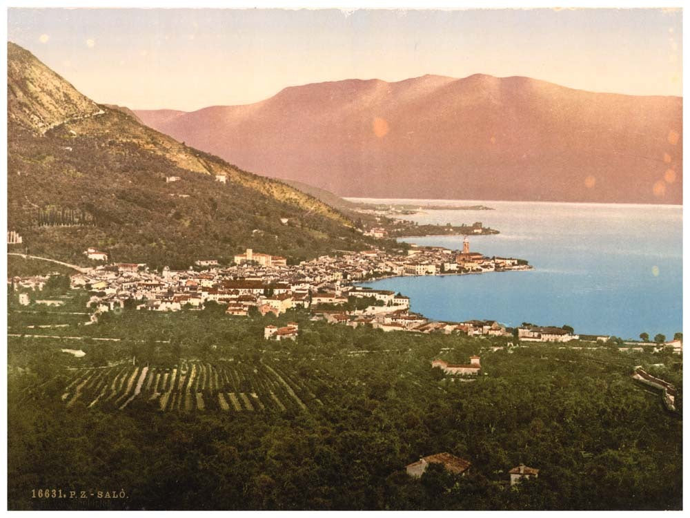 General view, Salo, Lake Garda, Italy 0400-5417