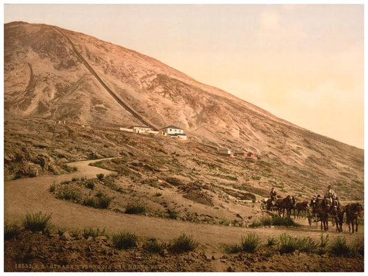 Mount Vesuvius, road and railroad, Naples, Italy 0400-5486